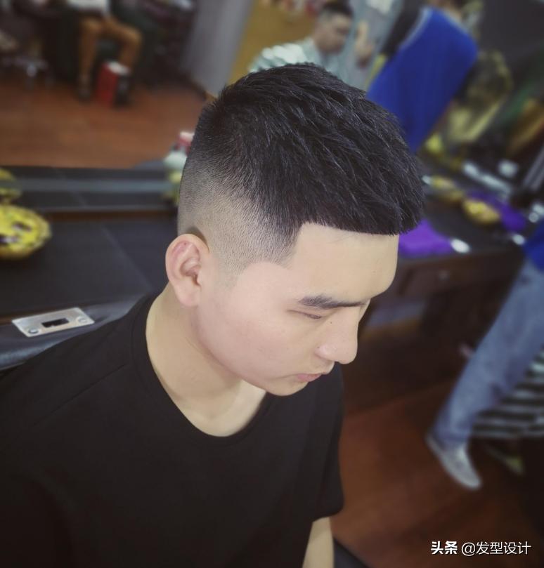 最新潮流发型大揭秘，引领时尚风潮的发式变革