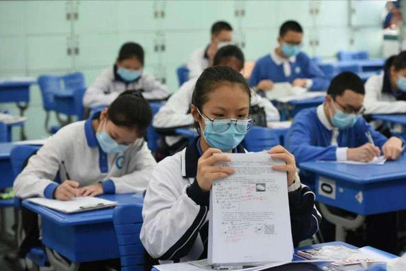 学生停课最新疫情，挑战、应对策略及影响分析