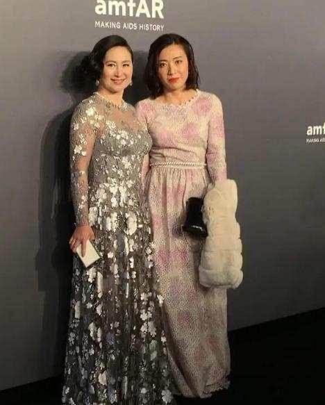 甘比最新图片展示，多元魅力与时尚风采的完美结合