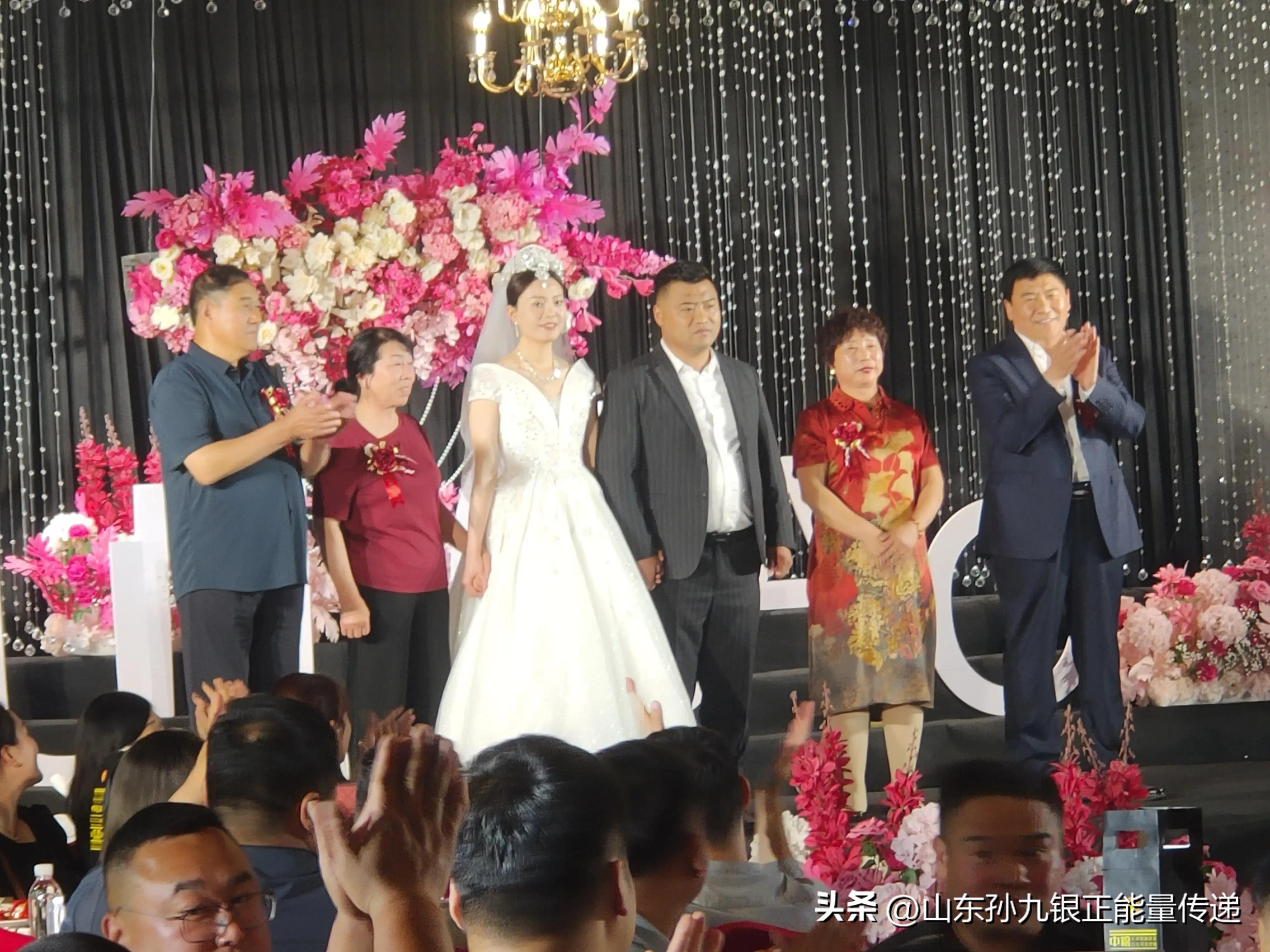 婚礼女方父亲最新致辞,数据驱动计划_Harmony款56.97.58