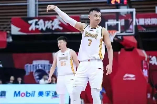 北京首钢男篮最新动态,实地分析考察数据_至尊版52.21.71