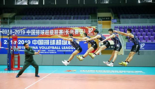 中国男排最新消息,可靠性方案操作_轻量版76.37.25