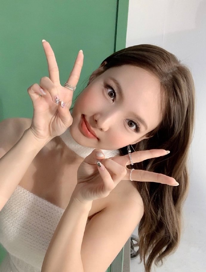娜琏最新照,互动策略解析_专家版27.59.17