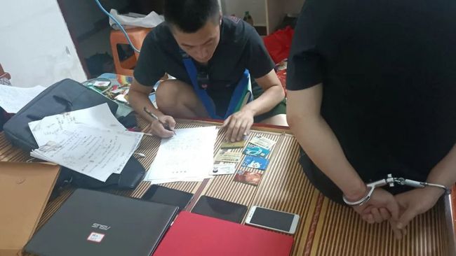 最新跨境娱乐案,系统解答解释定义_尊贵款61.83.17
