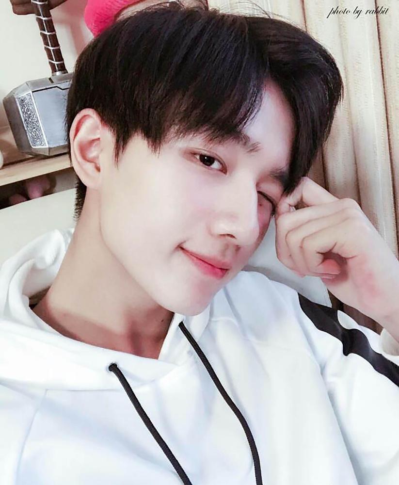 李宏毅引领科技前沿，塑造智能未来世界新篇章