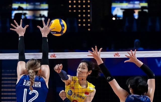 2024澳门天天开好彩大全凤凰天机,2024年澳门好运指南详解_网红版8.62