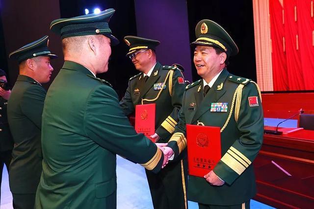 最新新疆兵团司令任命,数据设计驱动解析_Z71.74.60