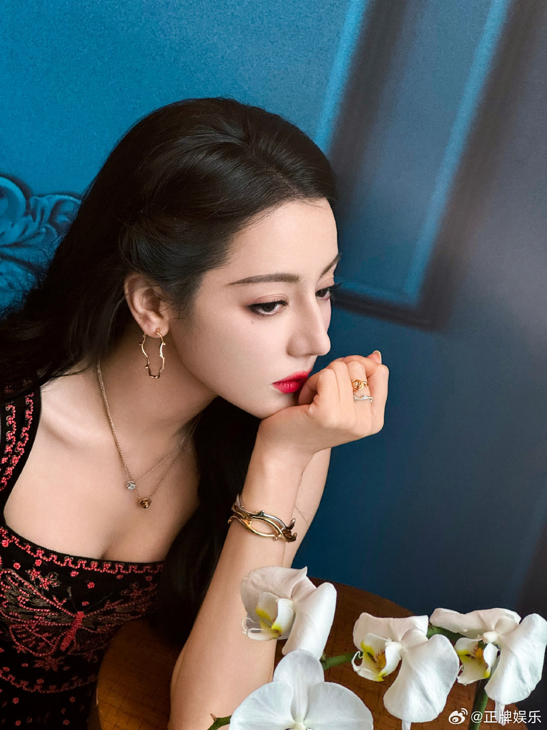 迪丽热巴的最新动态,管家婆大小中特_限量版88.10.53
